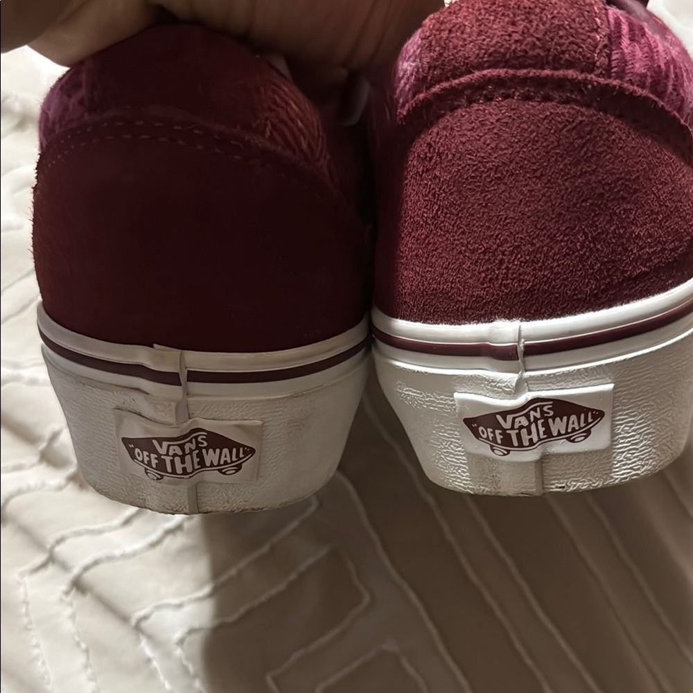 Vans Maroon Sneakers with White Details - Picture 5 of 6